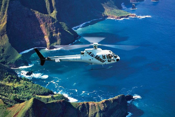 oceanfront-landing-75-minute-helicopter-tour