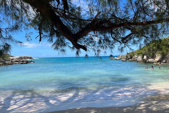 ochi-rios-beach-day-with-jerk-chicken-lunch