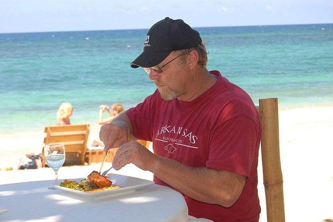 ocho-rios-shore-excursion-dunns-river-falls-beach-and-shopping-tour