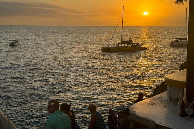 ocho-rios-sightseeing-tours-and-shopping