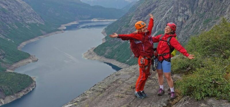 odda-full-day-trolltunga-hiking-and-climbing-tour