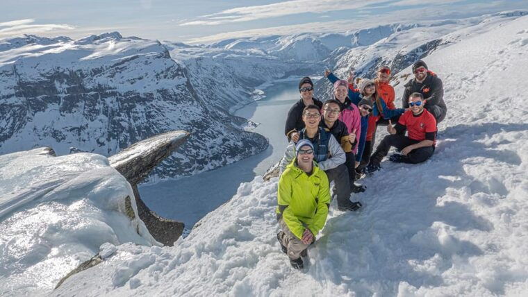 odda-trolltunga-winter-hike-on-snowshoes