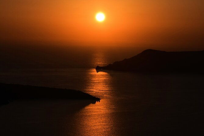odyssey-of-the-secrets-of-santorini-a-3-hour-private-tour
