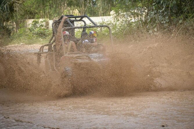 off-road-excitement-buggy-tour-to-the-cave-and-beach-of-macao