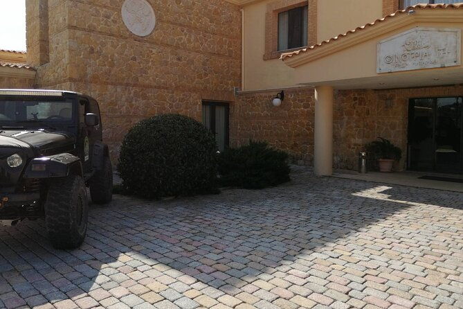 off-road-experience-at-the-roads-of-wine