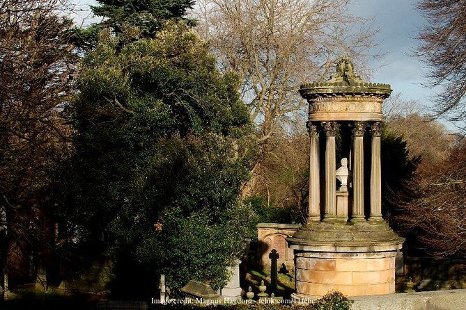 off-the-beaten-path-edinburgh-dean-village-private-walking-tour