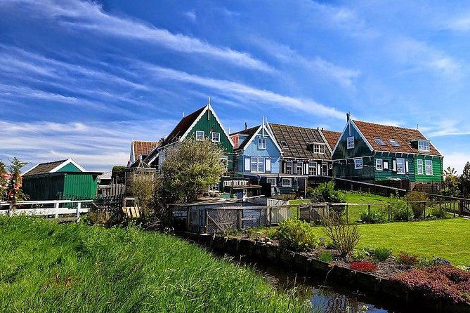 off-the-beaten-paths-dutch-landscape-private-tour-1-2-day-jaguar