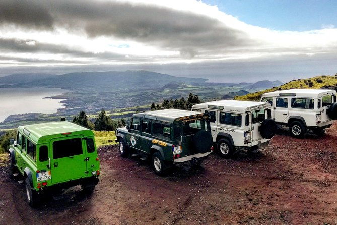 off-the-beaten-track-half-day-sete-cidades-jeep-tour