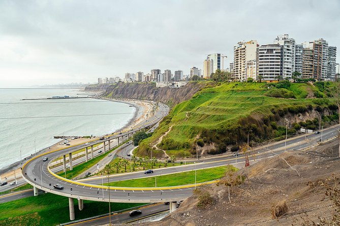 off-the-beaten-track-in-lima-private-city-tour