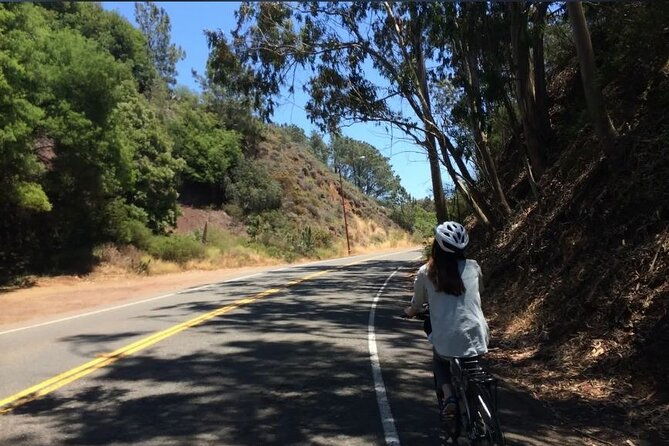 official-alcatraz-tour-and-golden-gate-bridge-bike-ride