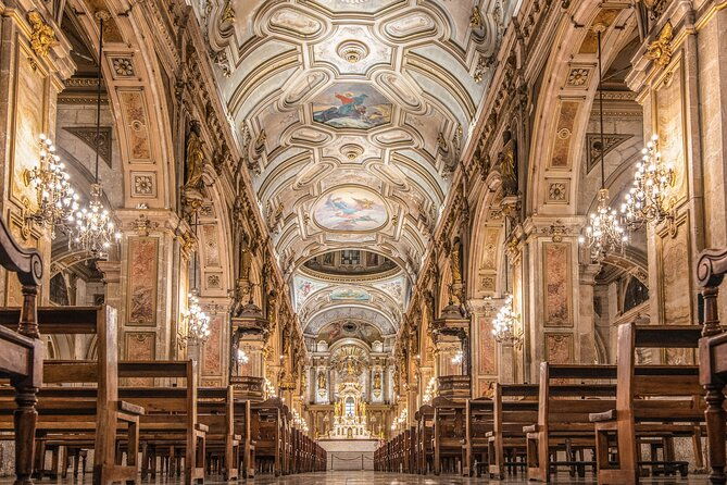 official-tour-of-the-metropolitan-cathedral-of-santiago