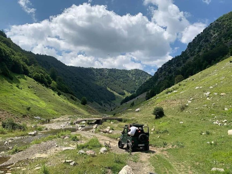 Offroad: Biza Lake and Vali Cave Day Trip - Exploring the Offroad: Biza Lake and Vali Cave Day Trip