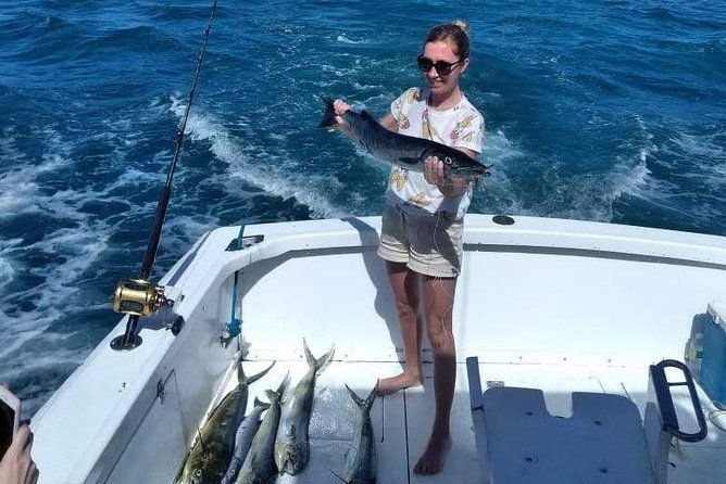 offshore-fishing-half-day-trolling
