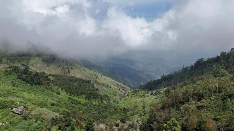 Ohiya: Devils Staircase Guided Hike to Kalupahana - FAQs