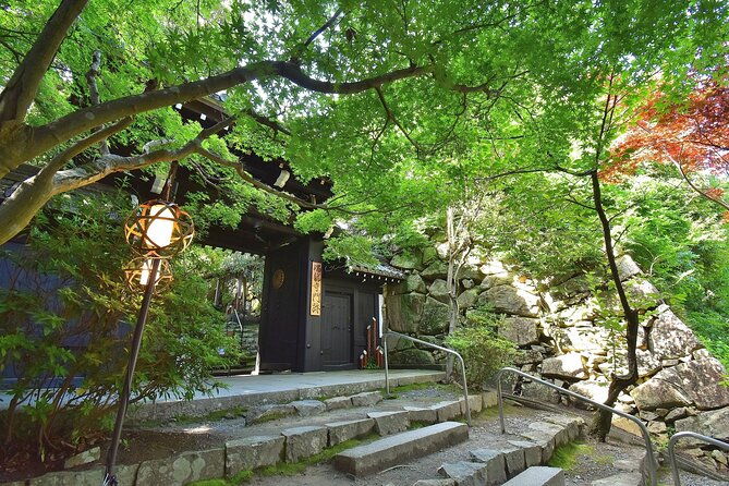 ohmi-hachiman-private-day-trip-from-osaka