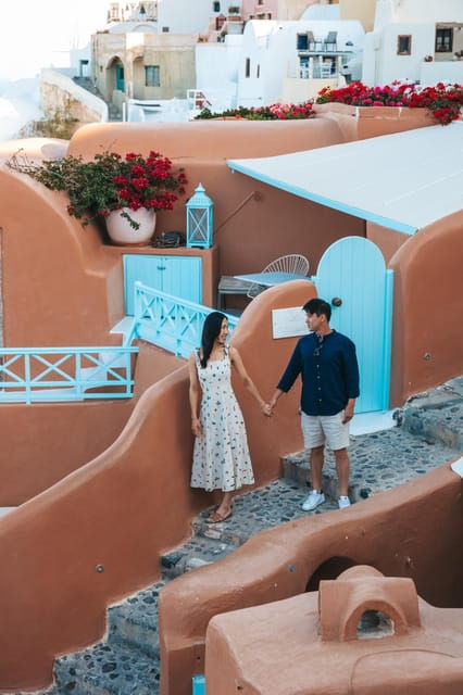 oia-couple-photoshoot-with-30-edited-photos