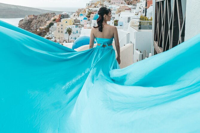 oia-flying-dress-photoshoot-santorini