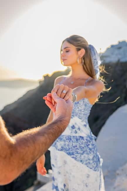 Oia: Private Photoshoot Session with a Professional - Practical Tips for Your Photoshoot