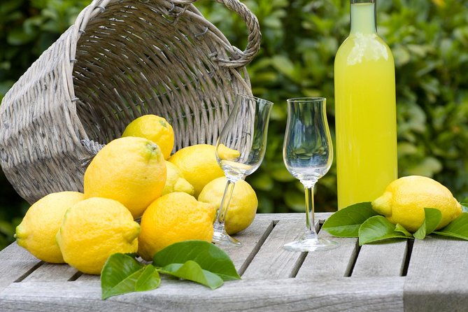 oil-lemon-walking-tour-the-essence-of-sorrento