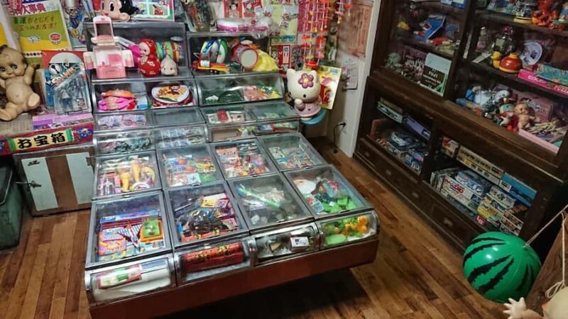 Oita: Yufuin Showakan Admission E-ticket - The Educational and Reflective Angle