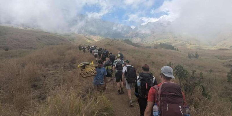 oke-rinjani-2-day-trek-with-summit-sunrise