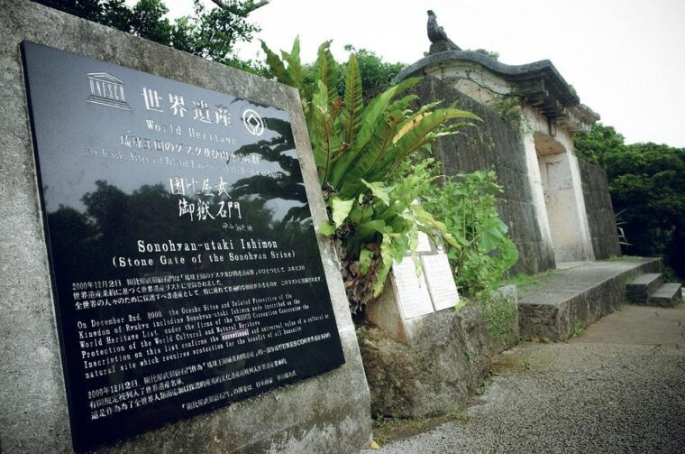 okinawa-double-decker-open-top-bus-tour-with-3-trip-options