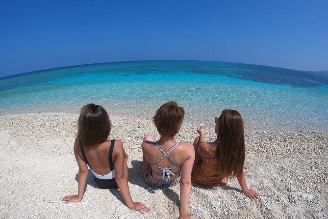 okinawa-iriomote-snorkeling-tour-at-coral-island