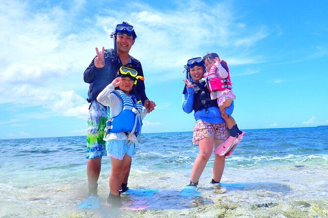 okinawa-iriomote-snorkeling-tour-at-coral-island