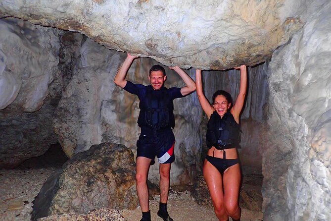 okinawa-ishigaki-blue-cave-snorkeling-tour