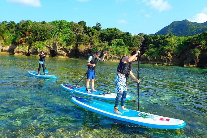 okinawa-ishigaki-kabira-bay-sup-or-canoe-tour