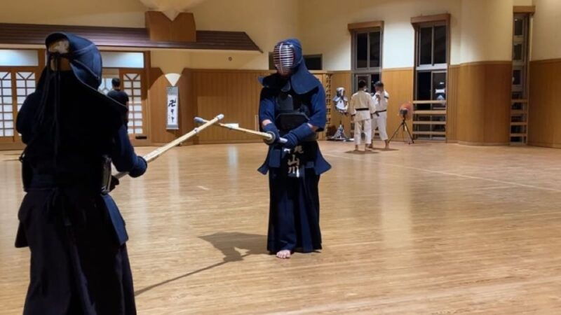 okinawa-kendo-martial-arts-lesson