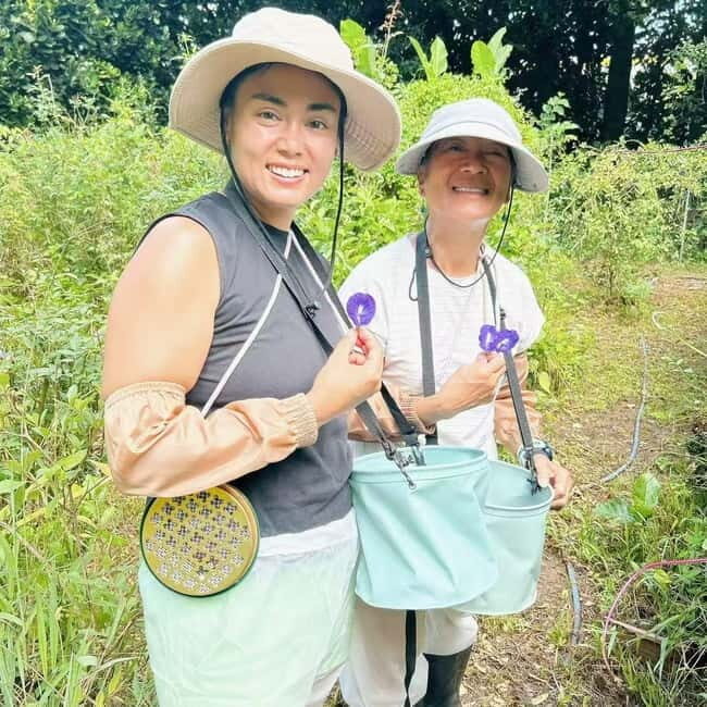 Okinawa: Making Traditional Seasoning 'Kusu' with Lunch - Soba Lunch: The Perfect Pairing