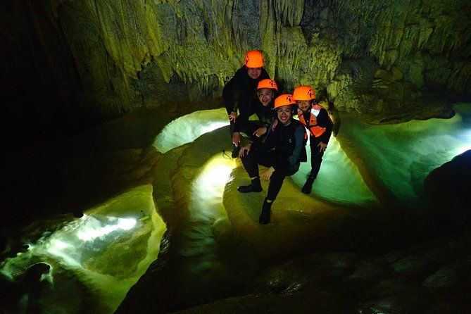 okinawa-miyako-beach-sup-and-pumpkin-limestone-caving-and-canoe
