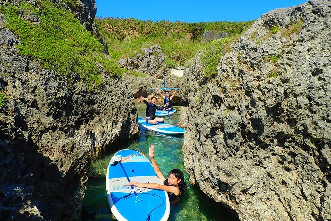 okinawa-miyako-beach-sup-or-canoe-and-sea-turtle-snorkeling