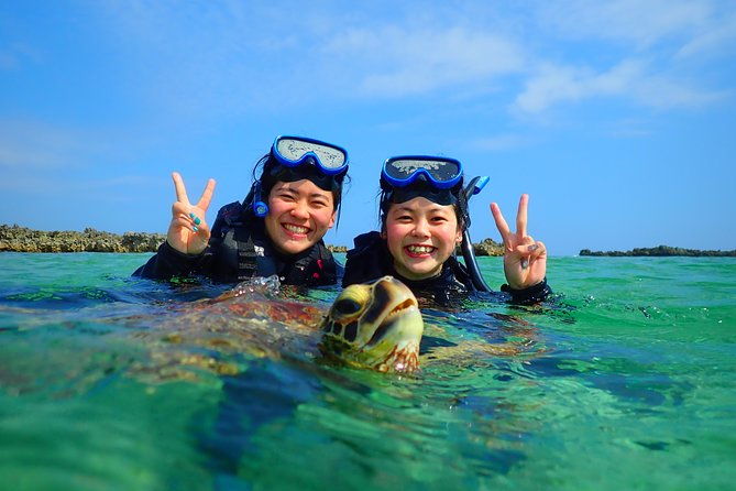 okinawa-miyako-pumpkin-limestone-caving-and-sea-turtle-snorkeling