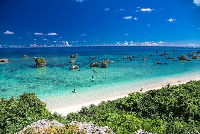 okinawa-miyako-sup-canoe-tour-with-a-spectacular-beach
