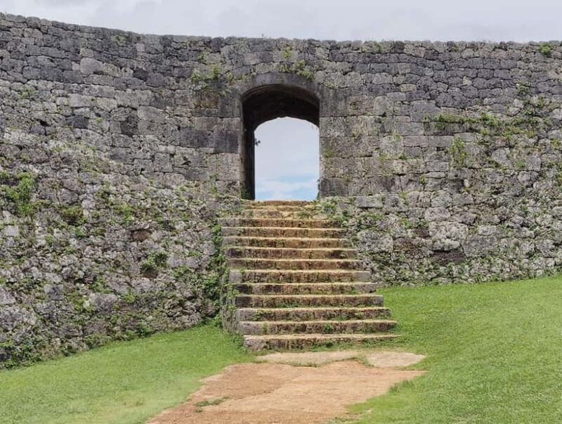Okinawa: Zakimi Castle and Yuntanza Museum Heritage Tour - Who Will Love This Tour?