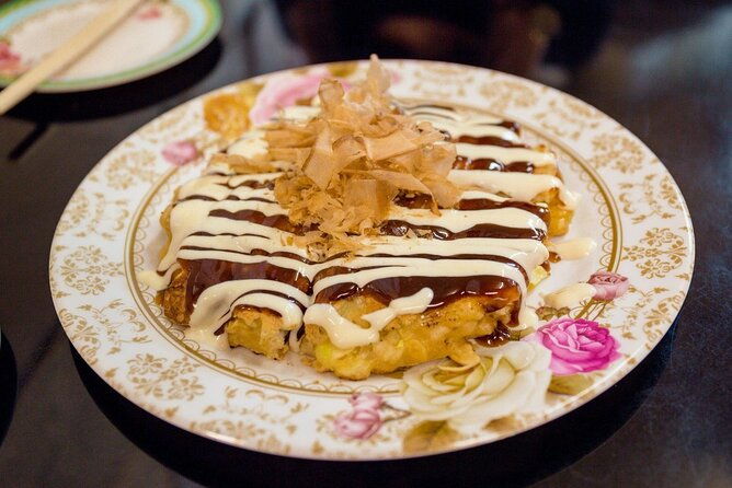 okonomiyaki-experience-osakas-world-famous-pancake