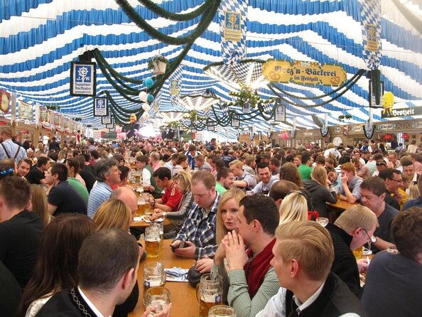 oktoberfest-tour-with-table-reservation-and-unlimited-beer