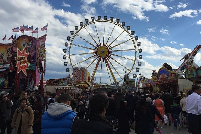 oktoberfest-tour-with-table-reservation-and-unlimited-beer
