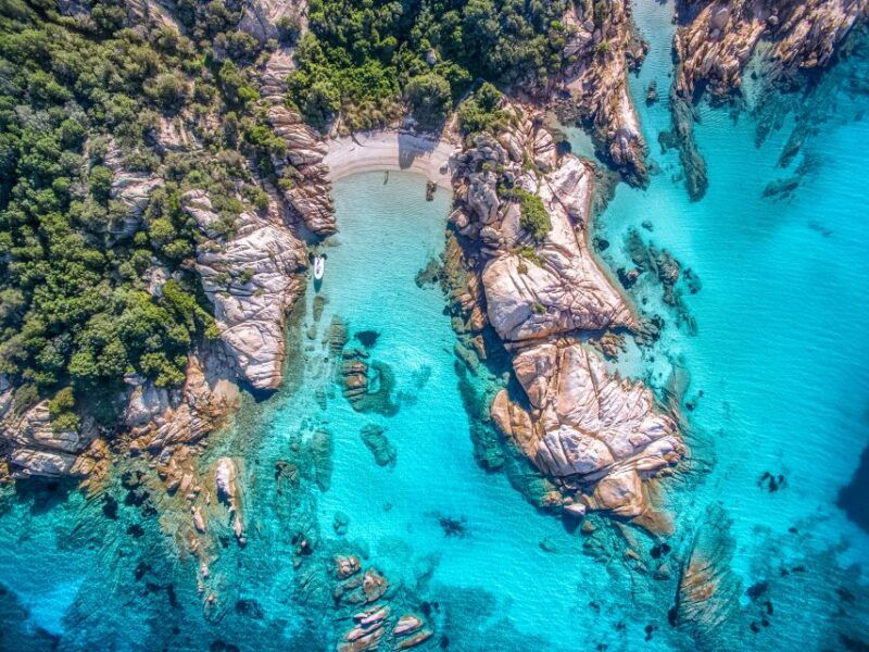 olbia-tavolara-and-molara-snorkeling-boat-tour