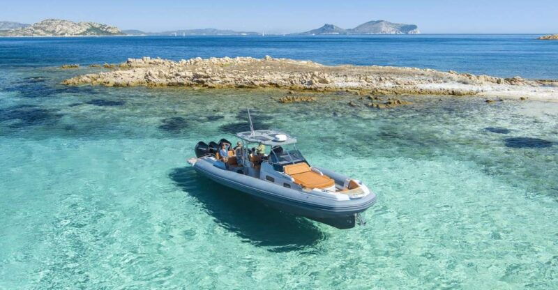 olbiaboat-tour-to-tavolara-park-with-aperitif-drinks