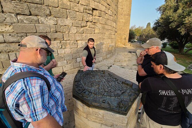 Old and Modern Baku Tour ( Day & Night Time) - The Bottom Line: Who Is This Tour Perfect For?