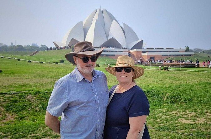 Old and New Delhi City Private Tour with Expert Guide - Authentic Experiences and Insider Tips