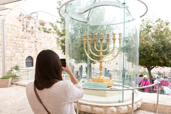 Old and New Jerusalem Full-Day Tour - Transportation and Group Dynamics