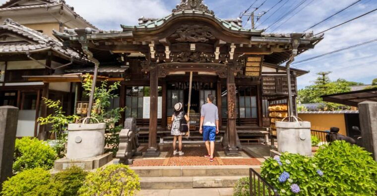 old-and-nostalgic-tokyo-half-day-yanaka-walking-tour