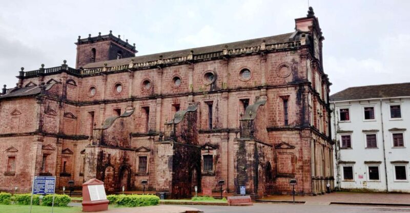 Old Goa: Walking Tour of Heritage Churches - Exploring Old Goa’s Heritage Churches: A Complete Walk-Through