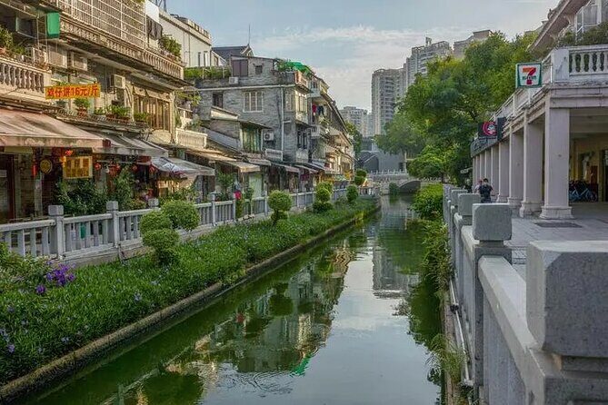 Old Guangzhou Backstreet Alley Local Market Walking Private Tour - Markets and Local Life