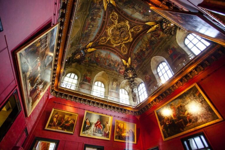 old-jewish-quarter-and-museum-private-tour-in-marais-paris