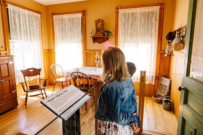 old-mackinac-point-lighthouse-admission